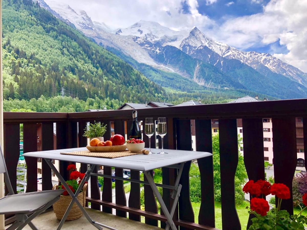 Ferienwohnung Mont Blanc 43, Vue Mont Blanc , Balcon, Parking Chamonix Exterior foto